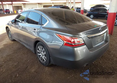 2015 Nissan Altima 2.5 S z USA, uszkodzony, nr VIN 1N4AL3AP7FC181278
